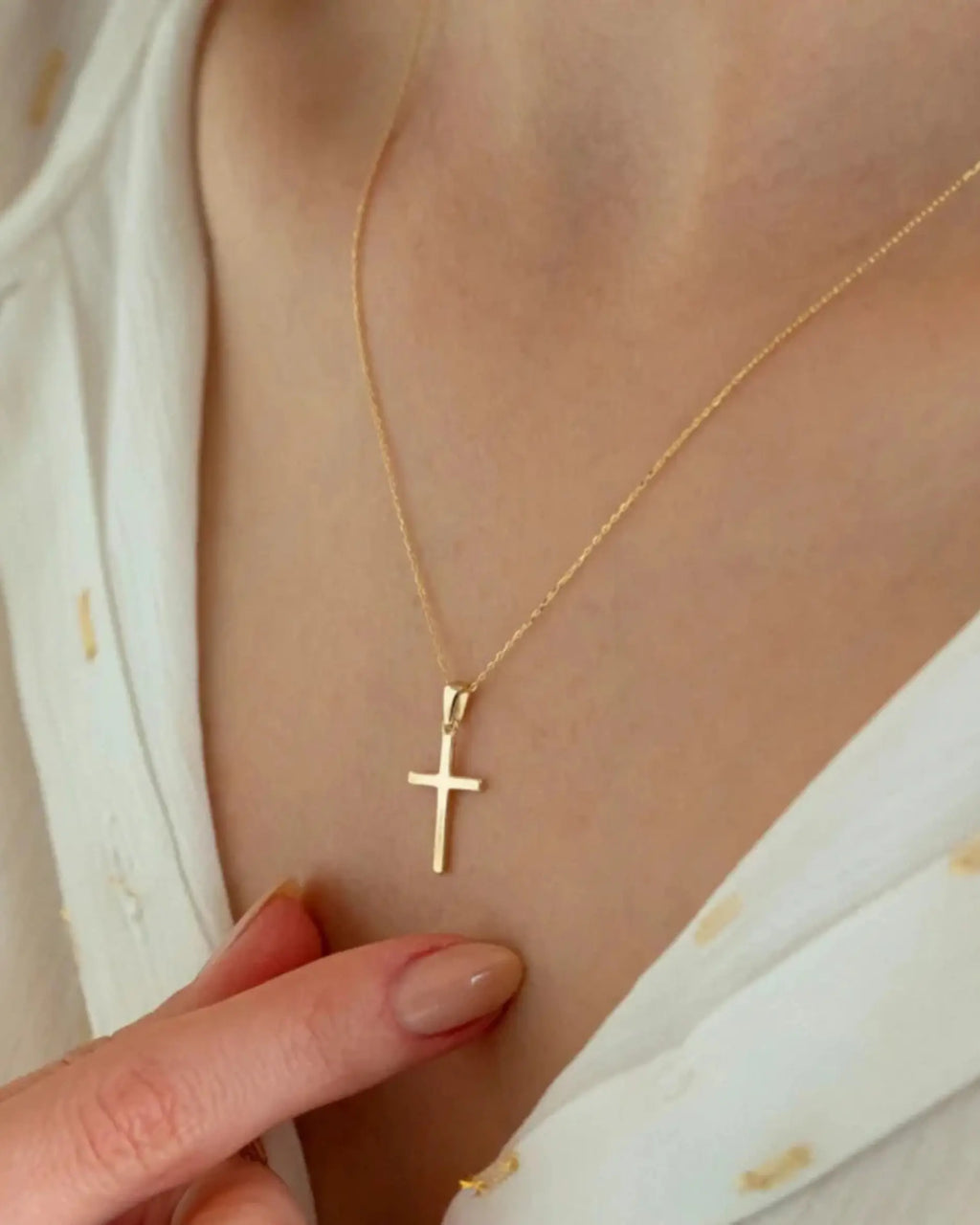Crest Necklace
